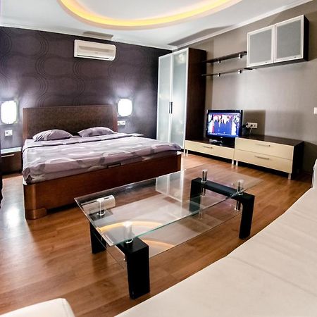 Hotrent Pechersk Lesy 20/22 Kijów Zewnętrze zdjęcie