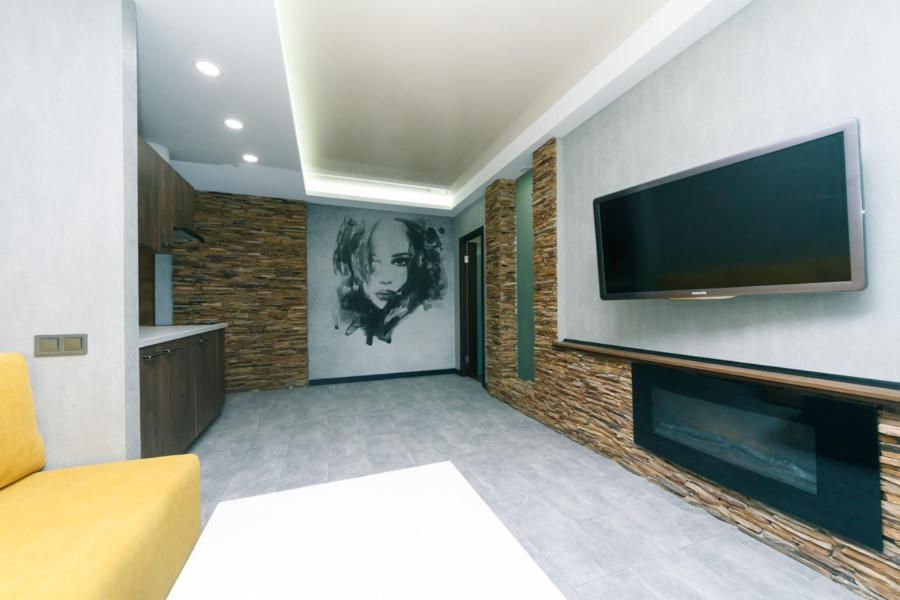 Hotrent Pechersk Lesy 20/22 Kijów Zewnętrze zdjęcie