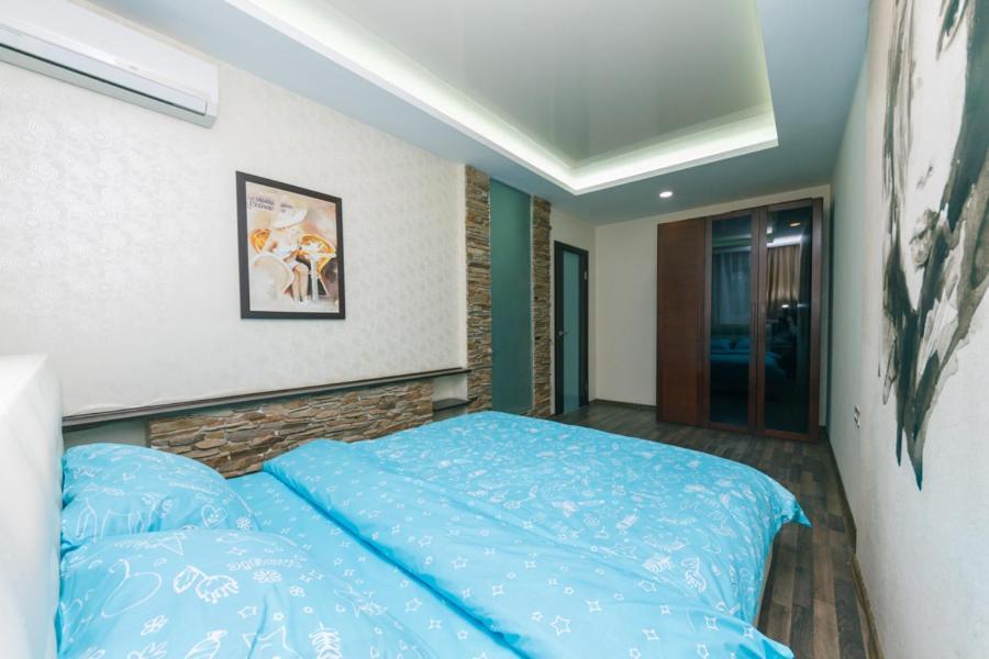 Hotrent Pechersk Lesy 20/22 Kijów Zewnętrze zdjęcie